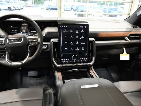 New 2026 GMC Yukon XL Denali w/ Sun & Power Step Package AWD/4WD image 15