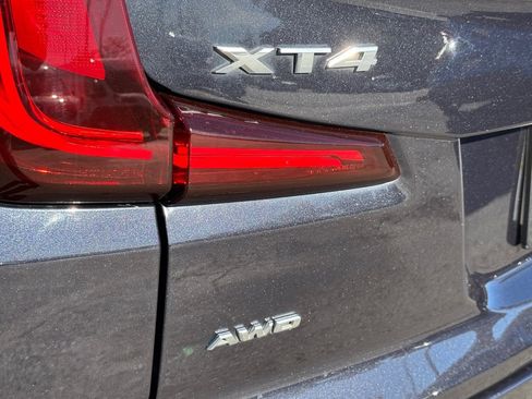 Used 2023 Cadillac XT4 Premium Luxury image 15
