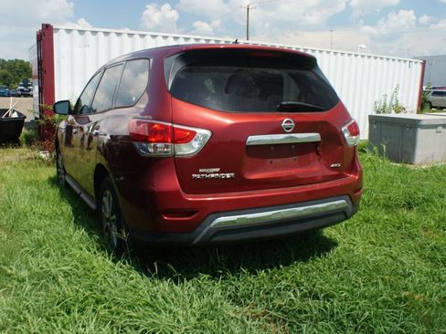Used 2013 Nissan Pathfinder S AWD/4WD image 3