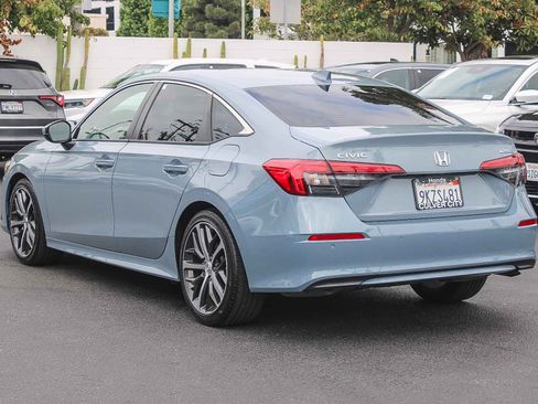 Used 2024 Honda Civic Touring image 7