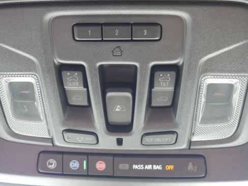 Certified 2023 GMC Sierra 1500 Denali Ultimate AWD/4WD image 39