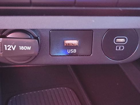 Certified 2025 Hyundai Elantra Sport FWD image 15
