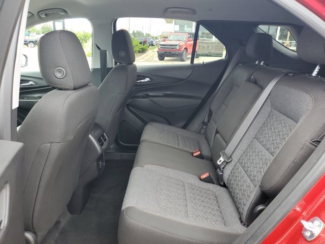 Certified 2024 Chevrolet Equinox LT w/ LPO, Floor Liner Package FWD image 12