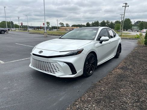 Certified 2025 Toyota Camry XSE w/ Premium Plus Package FWD image 4