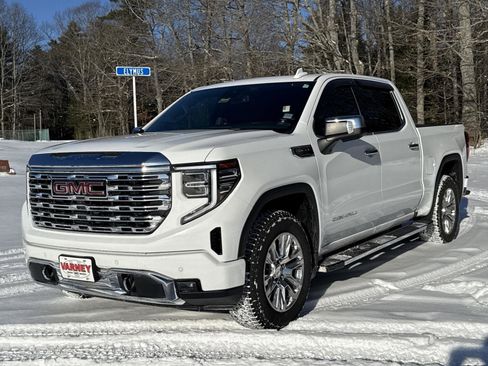 Used 2022 GMC Sierra 1500 Denali image 1