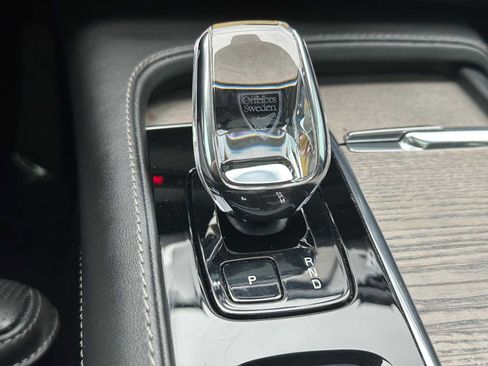 Certified 2023 Volvo XC90 T8 Ultimate image 31