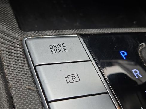 Used 2022 Hyundai Elantra SEL w/ Convenience Package image 14