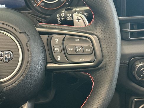 New 2026 Jeep Wrangler Unlimited Rubicon 392 w/ Quick Order Package 27X Moab AWD/4WD image 18