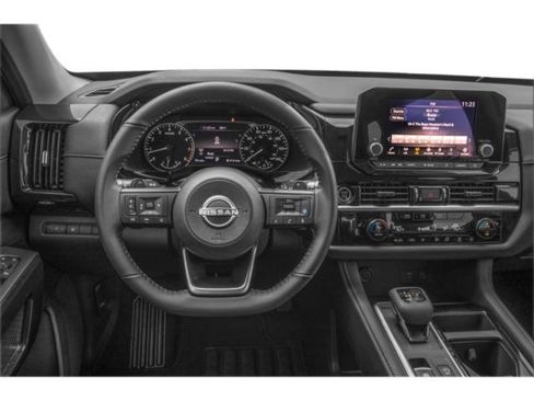 Used 2025 Nissan Pathfinder SV AWD/4WD image 10
