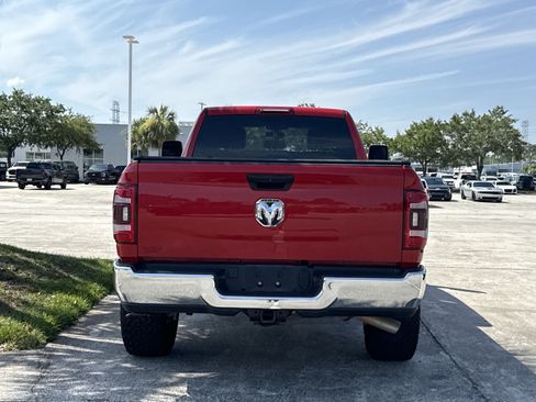 Used 2024 RAM 2500 Tradesman w/ Chrome Appearance Group RWD image 16