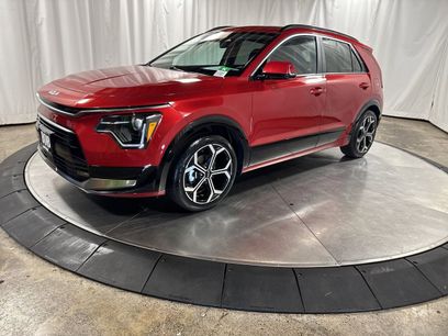 Certified 2025 Kia Niro EX Touring