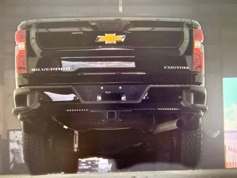 Used 2025 Chevrolet Silverado 2500 Custom w/ Custom Value Package AWD/4WD image 16