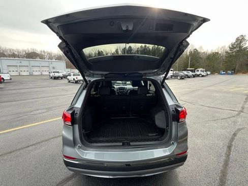 Used 2023 Chevrolet Equinox RS image 12
