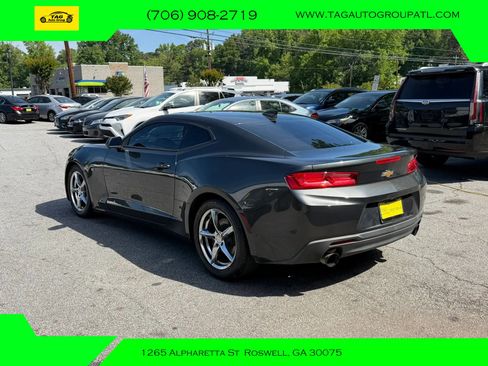 Used 2016 Chevrolet Camaro LT RWD image 6