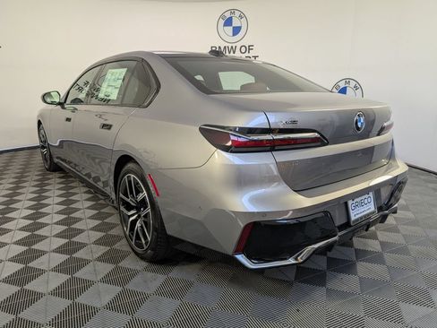New 2026 BMW 740i xDrive AWD/4WD image 8