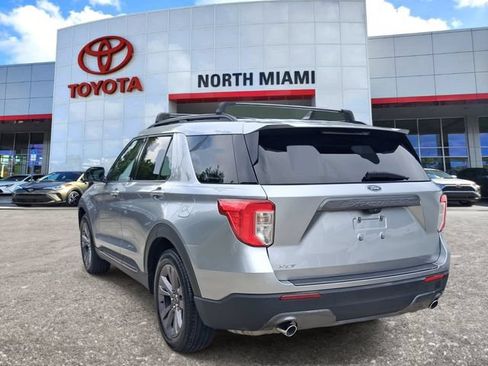 Used 2024 Ford Explorer XLT w/ Equipment Group 202A RWD image 3