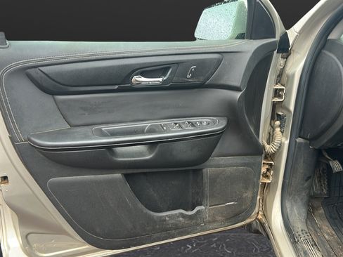 Used 2017 Chevrolet Traverse LT AWD/4WD image 14