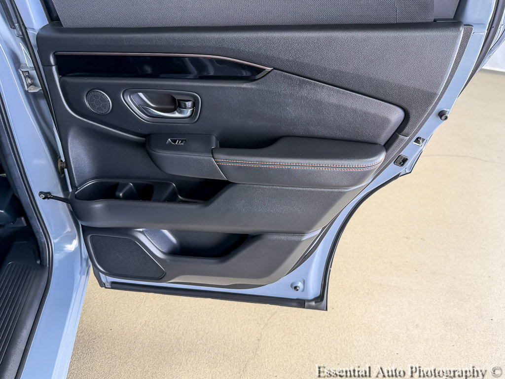 Used 2025 Honda Pilot TrailSport image 22