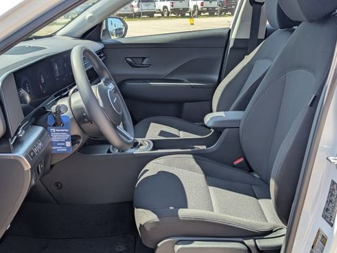 New 2026 Hyundai Kona SE FWD image 11