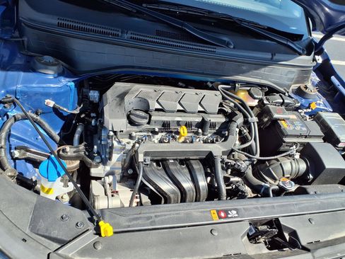 Used 2025 Hyundai Venue SEL FWD image 30