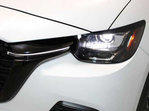 Used 2025 MAZDA CX-70 Plug-In Hybrid w/ Premium Pkg image 55