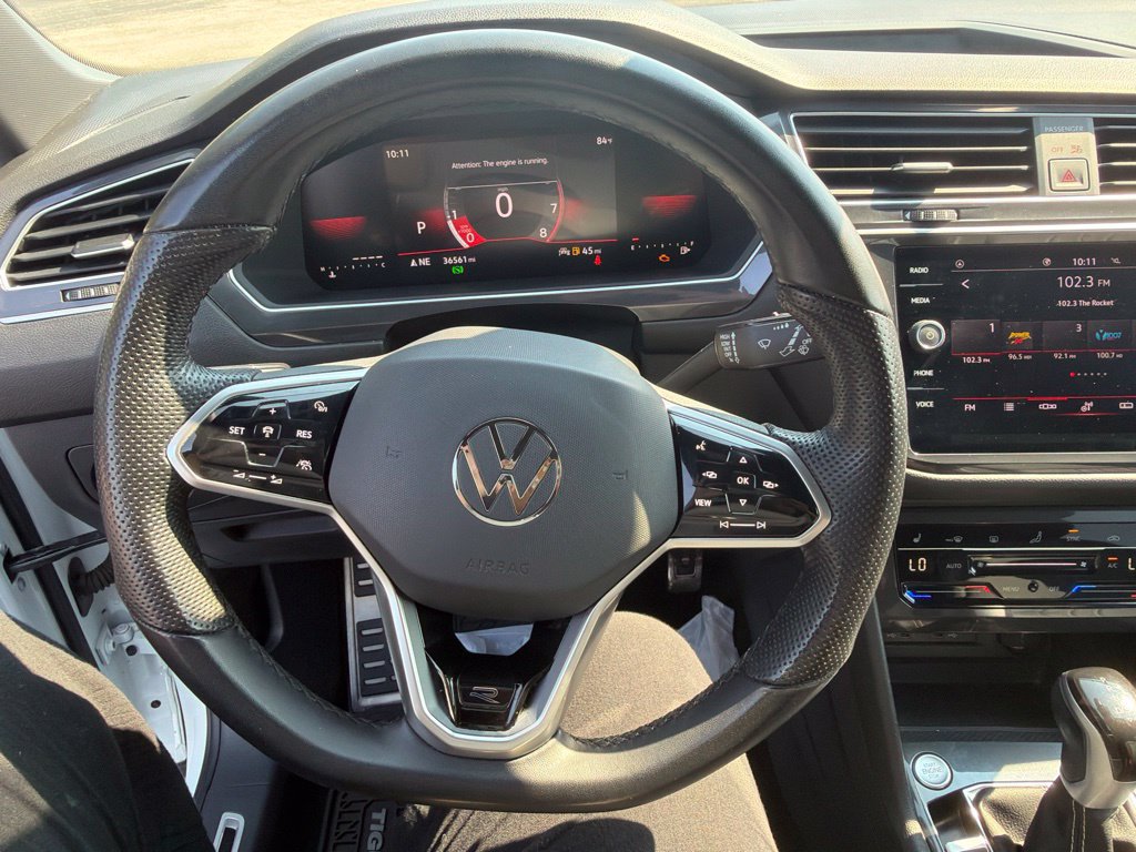 Used 2023 Volkswagen Tiguan SE R-Line FWD image 22