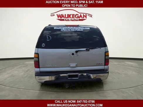 Used 2004 GMC Yukon XL SLE RWD image 6