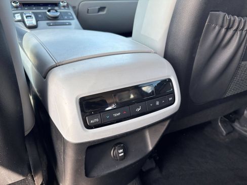 Used 2025 Hyundai Palisade SEL FWD image 25