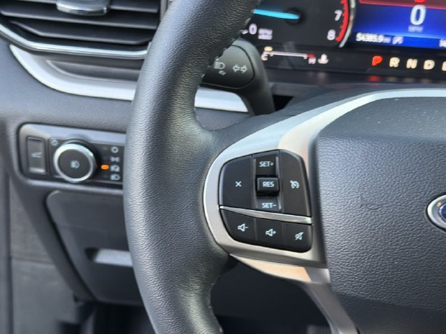 Used 2023 Ford Explorer XLT w/ Equipment Group 202A RWD image 26