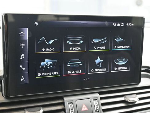 Certified 2025 Audi Q5 2.0T Premium w/ Convenience Plus Package image 27