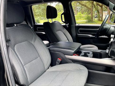 Used 2024 RAM 1500 Big Horn AWD/4WD image 30