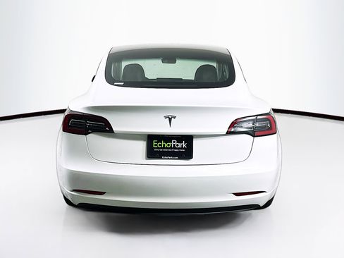 Used 2023 Tesla Model 3 Standard Range image 7