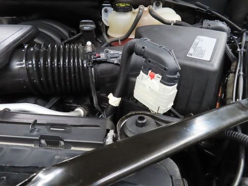 Used 2021 Chevrolet Silverado 1500 LT Trail Boss w/ Convenience Package II AWD/4WD image 27