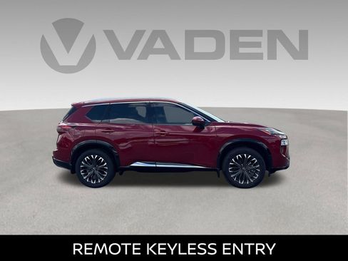 Used 2024 Nissan Rogue Platinum w/ Platinum Premium Package FWD image 7