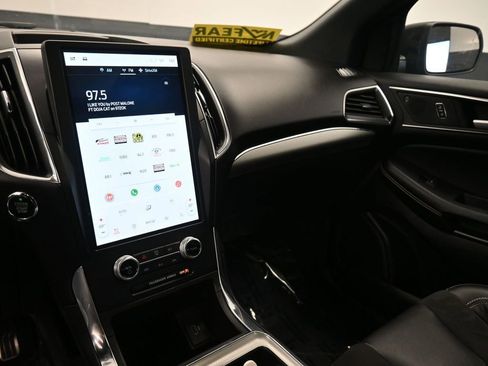 Used 2024 Ford Edge ST w/ Equipment Group 401A image 24