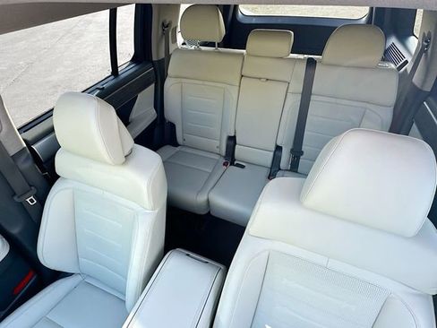 Used 2024 Hyundai Santa Fe Limited image 23