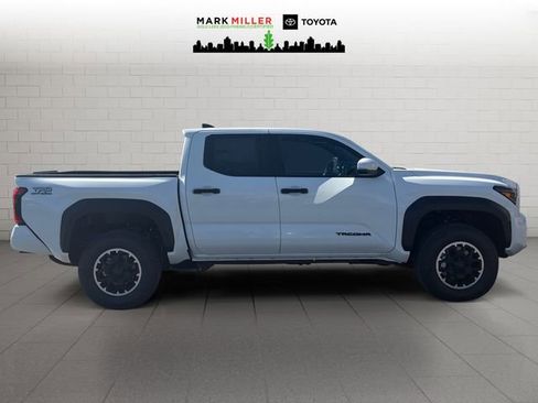 New 2026 Toyota Tacoma TRD Off-Road w/ TRD Off Road Upgrade Package AWD/4WD image 6