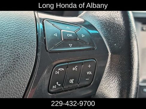 Used 2016 Ford Explorer XLT w/ Equipment Group 202A FWD image 26