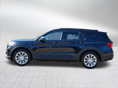 Used 2026 Ford Explorer Active w/ Active Comfort Package AWD/4WD image 4