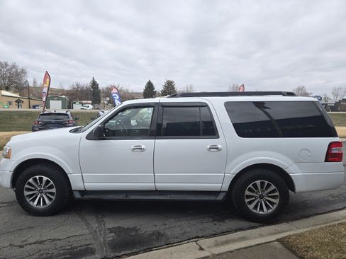 Used 2017 Ford Expedition EL XLT image 6