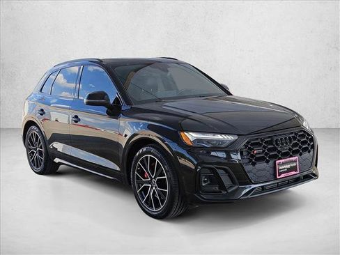 Used 2023 Audi SQ5 Prestige image 3