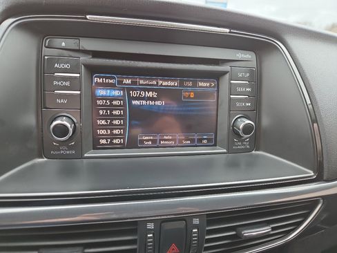 Used 2014 MAZDA MAZDA6 Touring w/ Touring Technology Package image 19