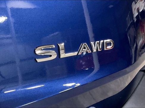 Used 2023 Nissan Rogue SL w/ SL Premium Package image 8