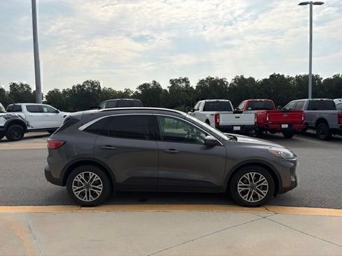 Used 2022 Ford Escape SEL FWD image 6