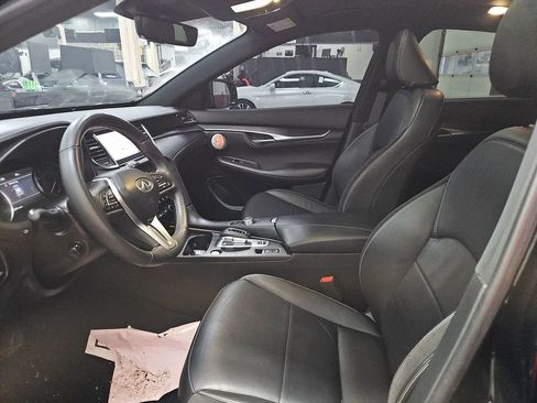 Used 2025 INFINITI QX55 Sensory w/ Lighting Package image 2
