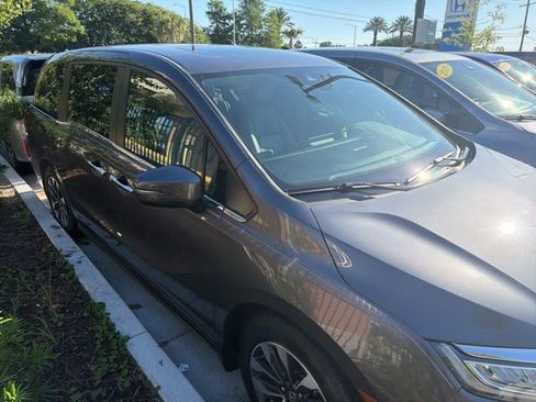 Certified 2023 Honda Odyssey EX-L image 4