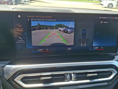 Used 2023 BMW 330i xDrive Sedan w/ Convenience Package AWD/4WD image 16