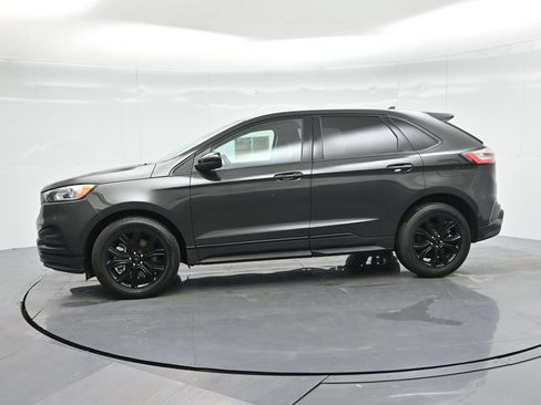 Used 2022 Ford Edge SE w/ Black Appearance Package AWD/4WD image 30