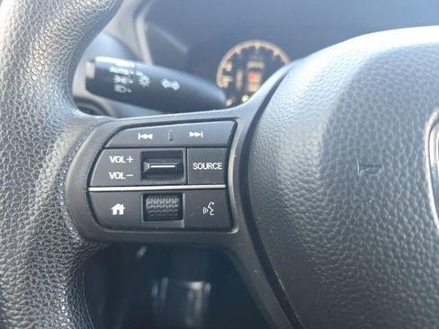 Used 2024 Honda HR-V LX image 11