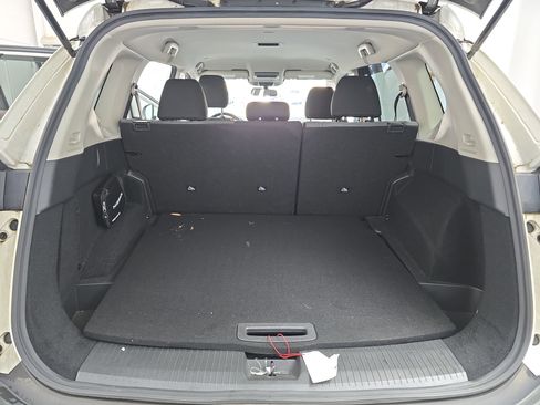 Certified 2023 Nissan Rogue SV image 12